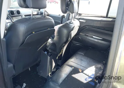 2016 Jeep Compass Latitude z USA, uszkodzony, nr VIN 1C4NJCEA4GD599414